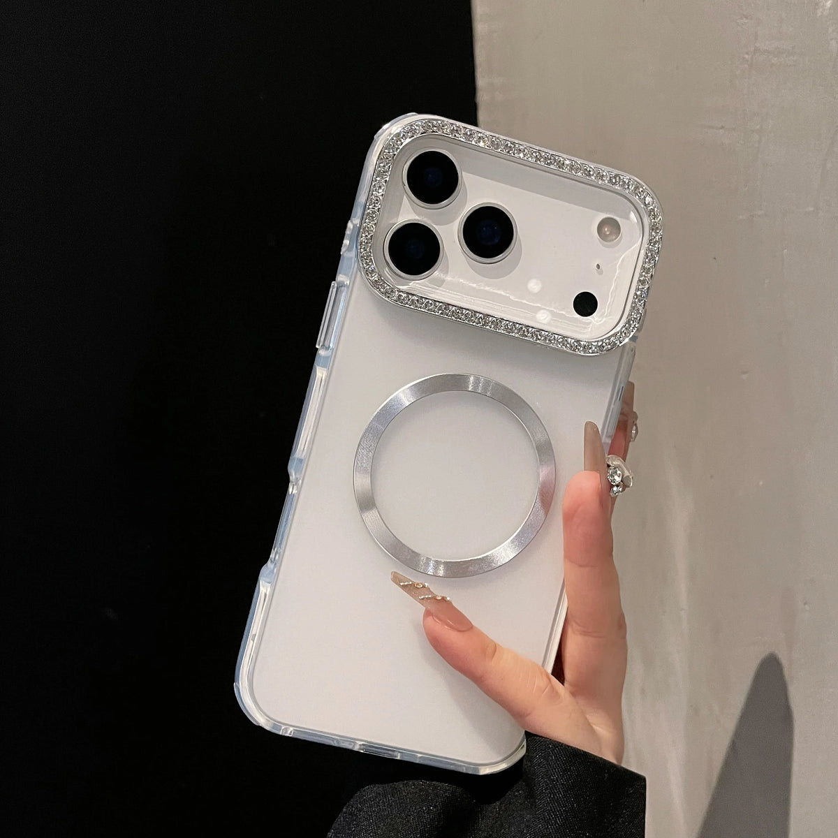 Sparkling Diamond Camera Frame MagSafe Case