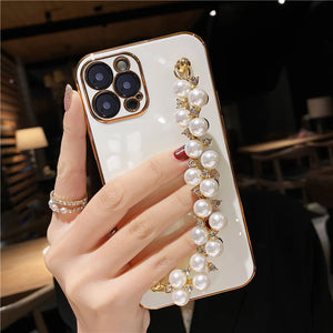 Luxury Pearl Case an Product By GoGirlish