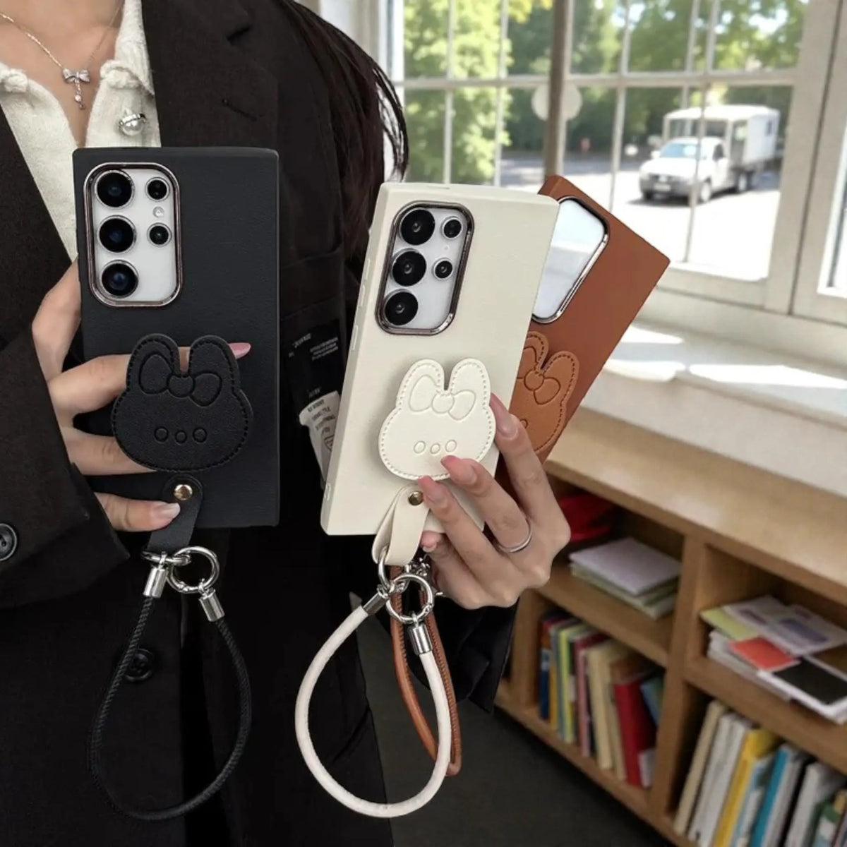 Rabbit Grip Strap Case